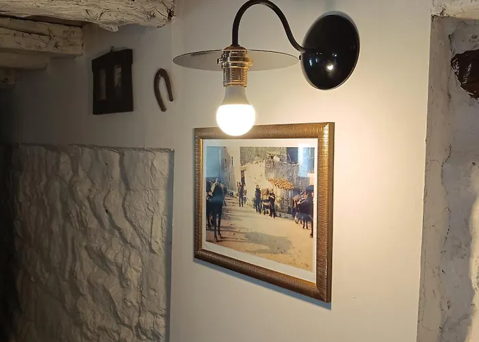 Hobbit House Lubenice