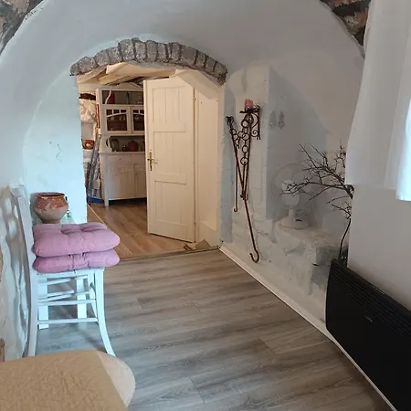 Hobbit House Apartament *