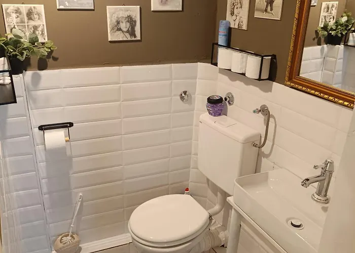 Hobbit House Lubenice